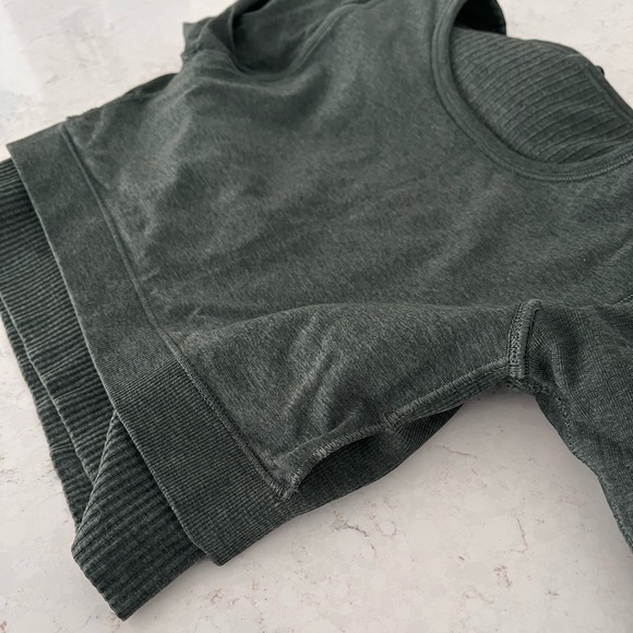 Lululemon Ebb to Street Long Sleeve Shirt - Picture 4 of 4